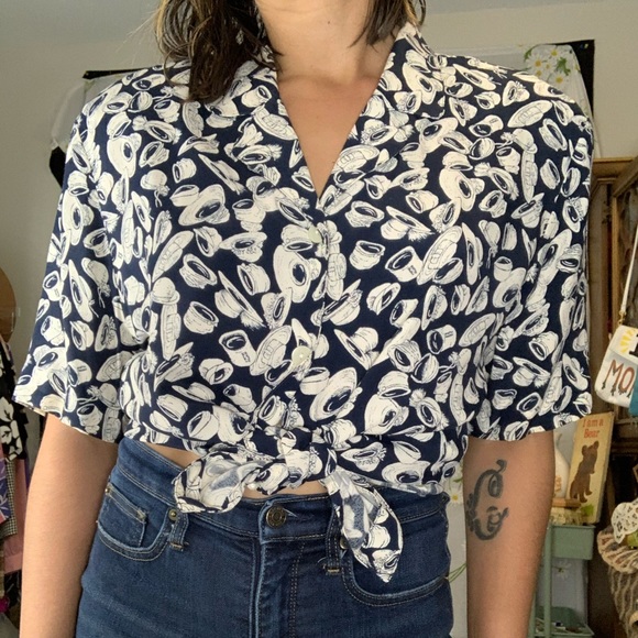 Vintage Tops - Vintage navy white hat novelty print button blouse